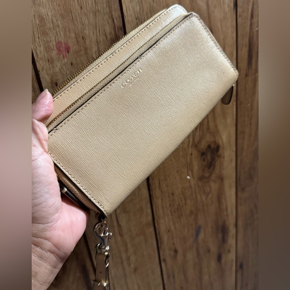 Coach Beige Leather Wristlet Clutch